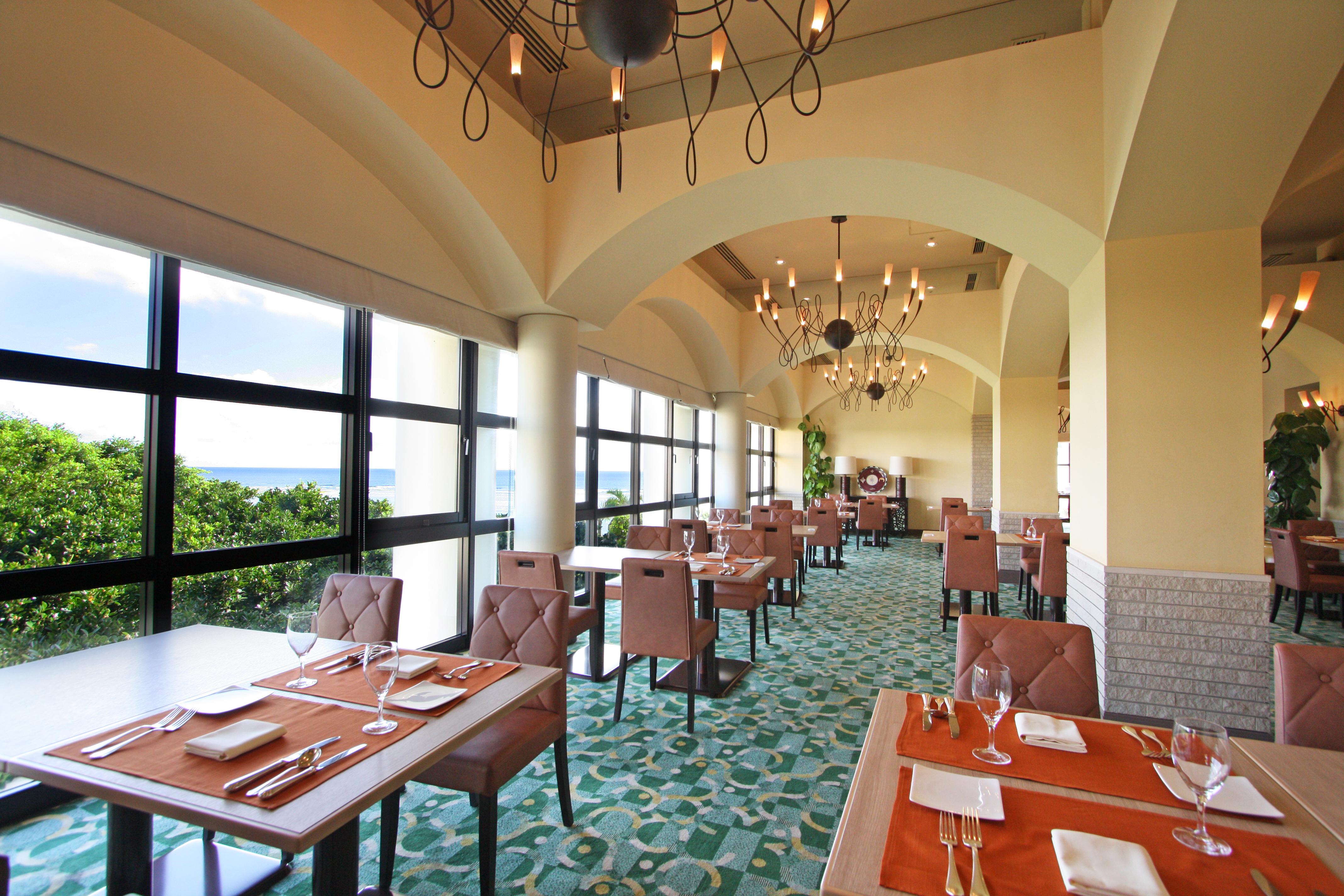 فندق نيكو أليفيلا يوميتان المظهر الخارجي الصورة Restaurant